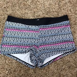 Women’s bathing suit bottoms